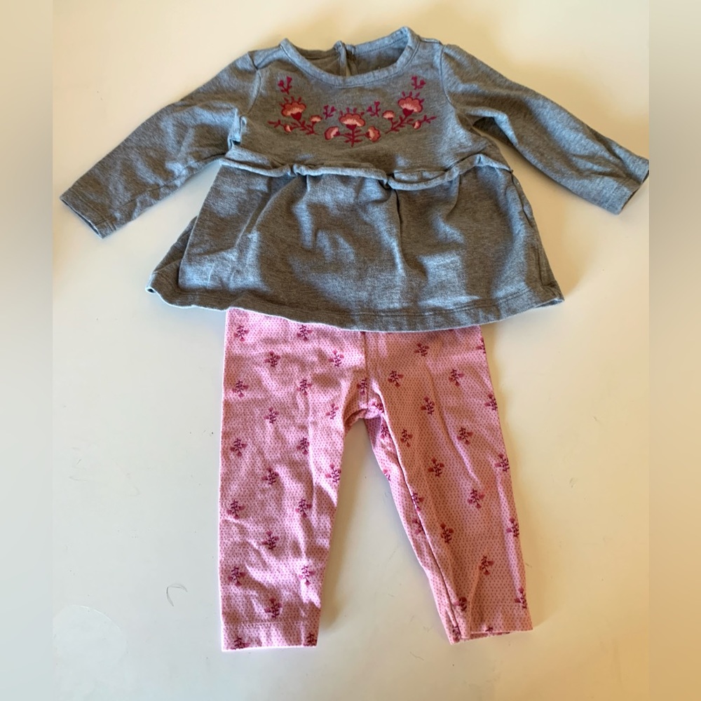 Carter’s Gray & Pink 2 Piece Infant Girl Outfit